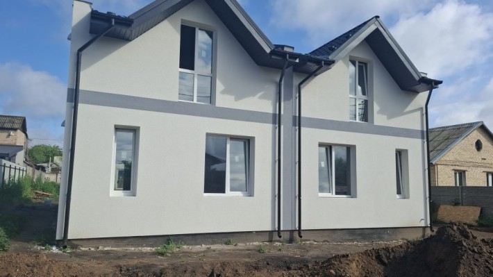 Продам дуплекс з наповненням і газовим опаленням - фото 1