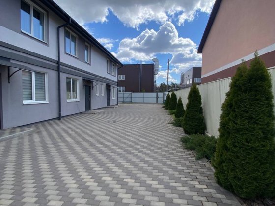 Таун в центрі Бучі! Сертифікат, ваучер, ДМЖ! Без комісії! Буча