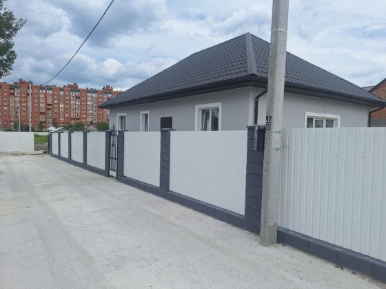 Будинок 80 м ГАЗ Держпрограми район вул Головатого м.Бориспіль