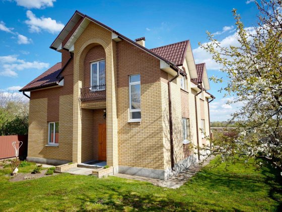 Продам капітальний цегляний Будинок біля озера 205м2 Белая Церковь
