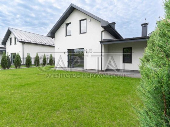 Продаж / Будинок / 145 м2 / Бориспіль / вул. Центральна Борисполь