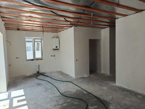 Продам будинок недалеко від центру міста Борисполь