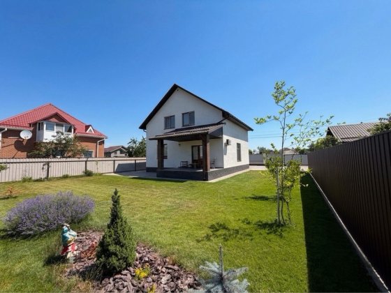 Продаж / Будинок  Бориспільський район, Бориспіль, вул. Шкіля Борисполь