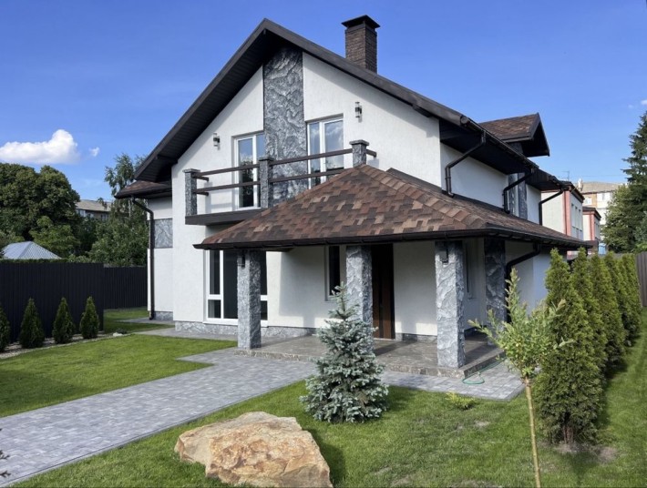 Самий центр м.Бориспіль будинок 165 м.кв. - фото 1