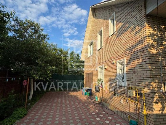 Продаж окремо стоячого будинку з ремонтом поруч з набережною Ірпеня. БЕЗ КОМІСІЇ! Ирпень