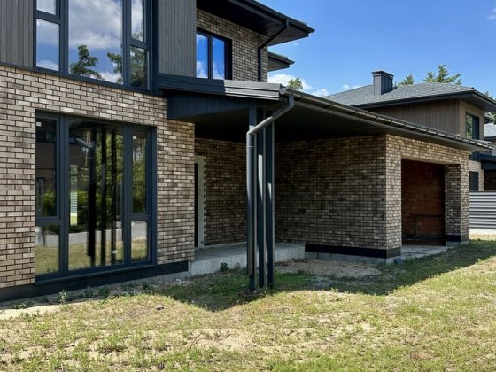 Будинок з гаражем на 2 авто у лісовій Бучі Буча