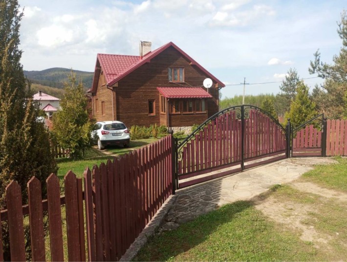Продаж будинку в Івано-Франківській обл. - фото 1