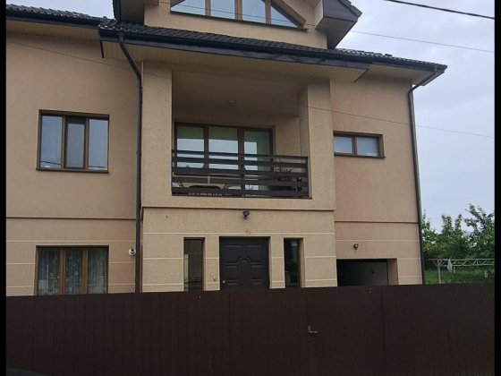 Особняк в с.Опришівці Івано-Франківськ