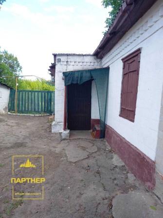 Продам частину будинку 37 м² з літньою кухнею та 13 сотками землі! Кременчук - фото 1