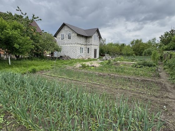 Продам будинок у центрі Буча