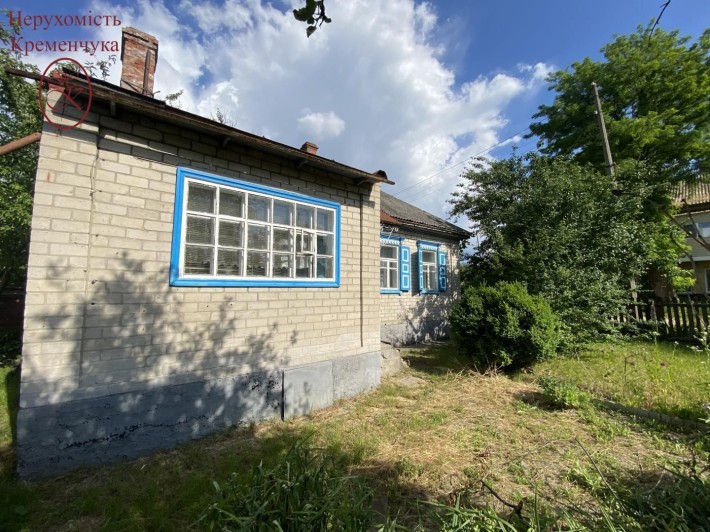 Компактне житло для невеликої родини/ Крюків - фото 1