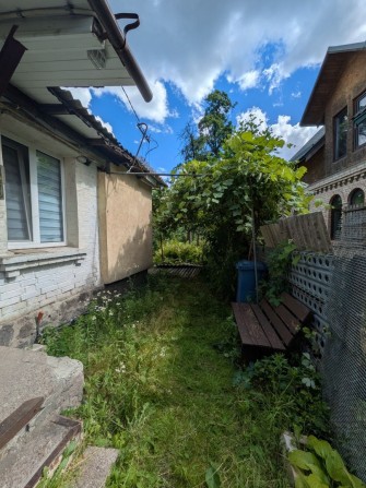 Продам частину будинку Центр Сертифікат так - фото 1