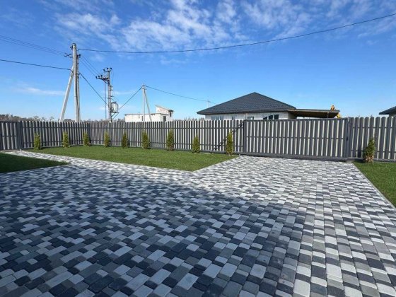 Продаж готового будинку з терасою на 5 сотках в передмісті Києва Ирпень