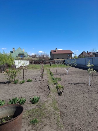 Земельна ділянка і 1/2 будинку Раківка (р-н Екватора) - фото 1