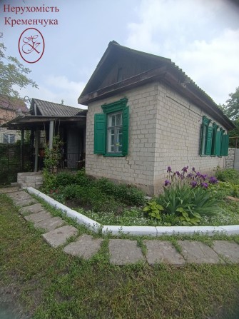 Продаж півбудинку біля річки - фото 1