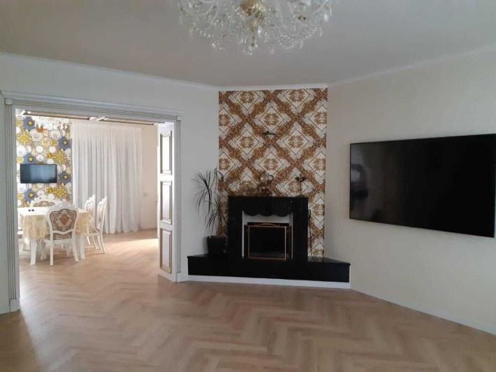 Продаж сучасного будинку 416м²  Буча, Бучанський р-н - фото 1