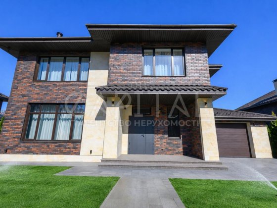 Продажа дома с бассейном, КМ «Zahrava Village», Буча Буча