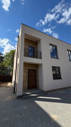 Продам дуплекс в центральній частині Бучі - фото 1