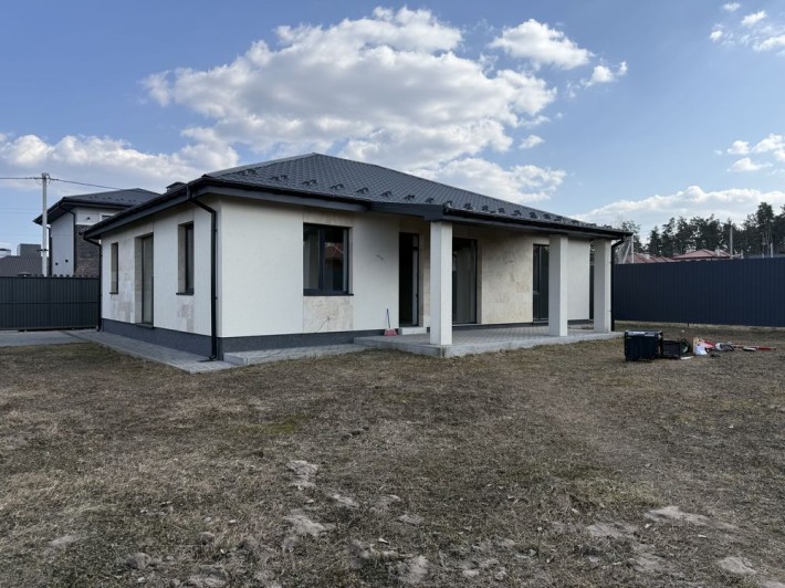 Продаж одноповерхового будинку у Бучі, 6 соток, під чистове оздоблення - фото 1