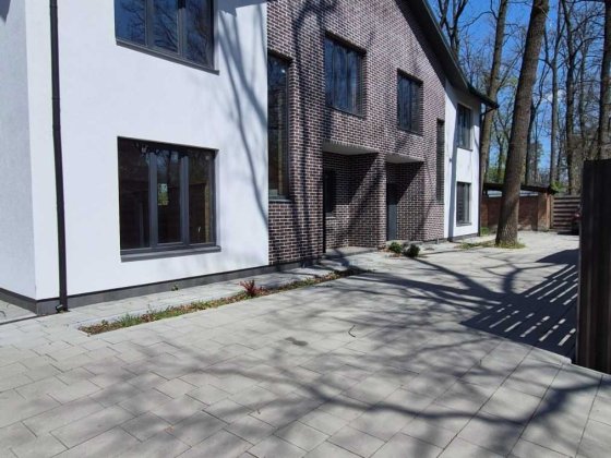Ваш новий дім у центрі Бучі! Стильний дуплекс біля лісу.ГАЗ підключено Буча