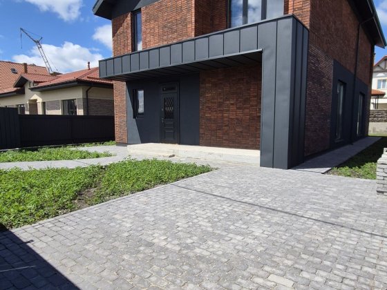 Будинок преміум-класу біля лісу | 187 м² | 5 соток | Газ | Центральні комунікації Ирпень