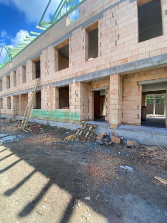 Таунхаус у Центрі Ірпеня, 90м2, центральні комунікації, ГАЗ, поруч школа, парк, супермаркети - фото 1
