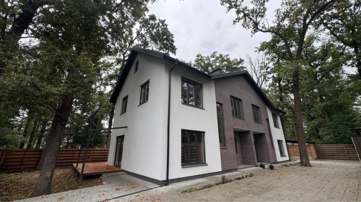 Дуплекс в центрі Бучі в соснах, з ГАЗОМ, РОЗТЕРМІНУВАННЯ - фото 1