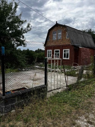 Продам  дачний будинок з обробленою ділянкою - фото 1
