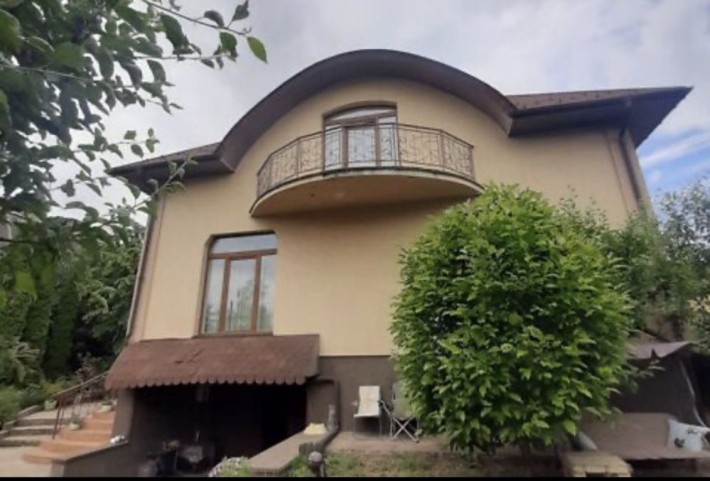 Продаж чудового будинку. Лезневе - фото 1