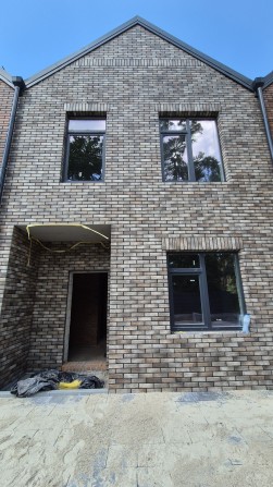Таунхаус 115 м² | Газ | Закрита територія | Тераса 18 м² | Преміальна шумоізоляція - фото 1