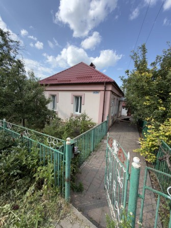 Продам будинок та земельну ділянку - фото 1