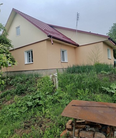 Продам добротний будинок з виходом до ставу, поруч Красилів - фото 1