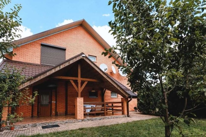 Продаж будинку 280м2 6сот Центр №1774 - фото 1