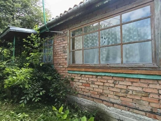 Продам будинок житлового стану і ділянкою 23 сотки біля Хмельницького Хмельницький