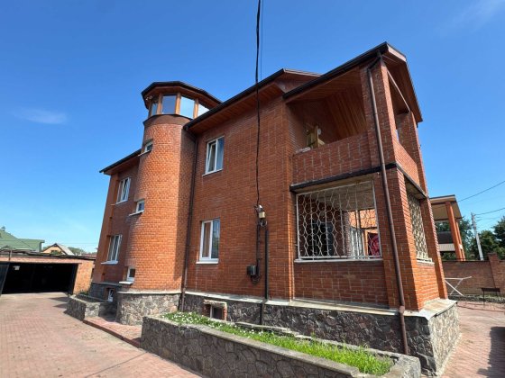 Продаж будинку 400 м2 10 соток + гараж та підвал Дублянщина №21383 Полтава