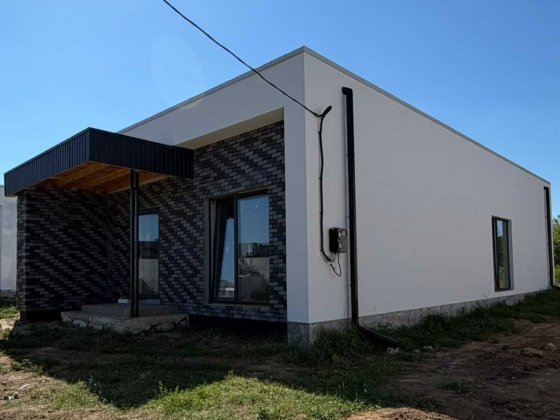 ‼️ЯР‼️ Сучасний будинок, 3 спальні та кухня-студія, 125 м², всі комунікації Полтава