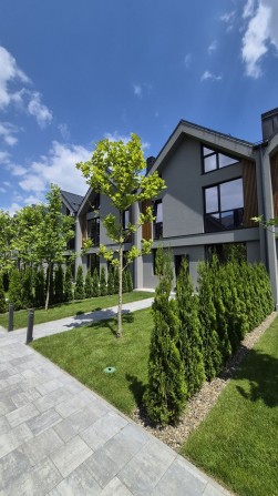 Таунхаус в центрі Бучі з підвалом | Без комісії, Газ, 160м² | Сертефікат - ТАК - фото 1