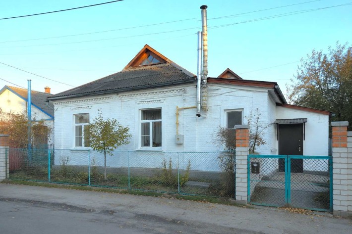 ‼️Біля АТБ‼️Окремий Двір. Ділянка - 4 Сотки Землі! Гараж, Сарай, Погріб. Р-н. 1 Міська Лікарня. Цент - фото 1