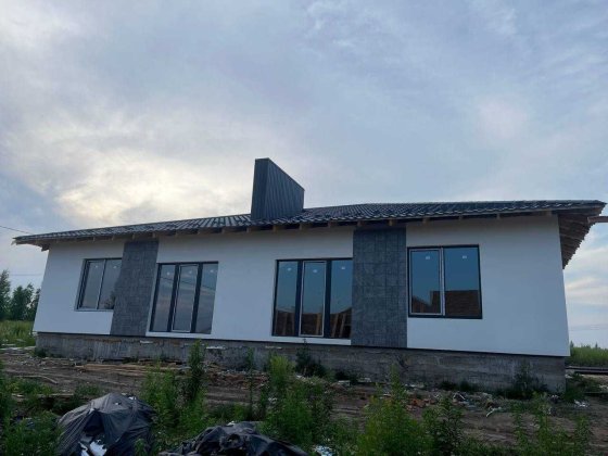 Продам 3К котедж з комунікаціями на ділянці 2,7 сот Ровно