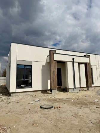 Продам цегляний котедж по вигідній ціні. Забудовник. Є газ - фото 1