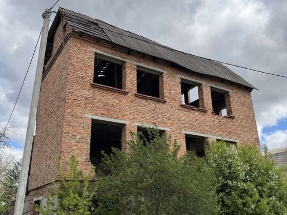 НЕЗАВЕРШЕНЕ будівництво 23000 Ровно