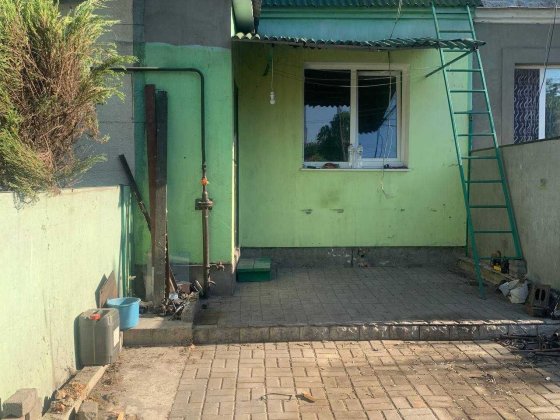 Продам частину будинку біля 10 школи Ровно