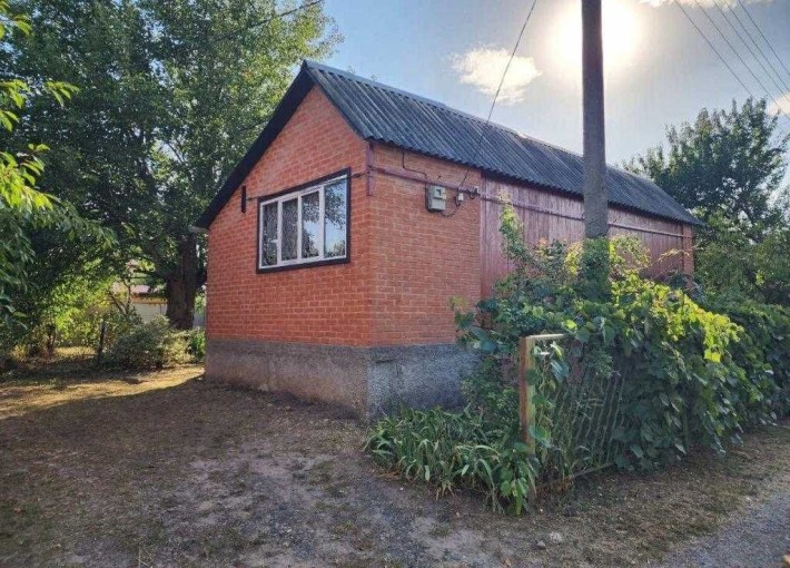Продається дачний будинок - фото 1