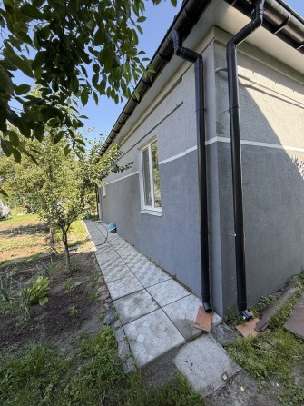 Продам гарний, добротний будинок в Полтаві, поруч з пляжем Плесо, Подільський район - фото 1