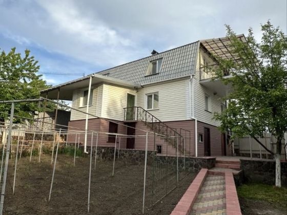Продаж заміського  будинку в 7хв від міста Хмельницкий