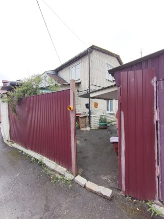 1/2 будинку в Центрі, ул. Я. Мудрого, 5 кімнат, гараж, дворик - фото 1