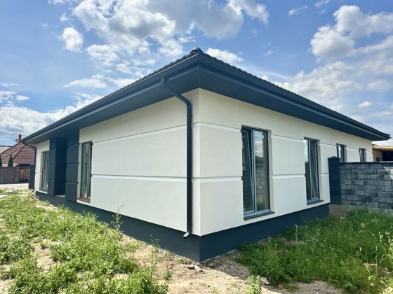 Продаж Котеджу  93м2  від Забудовника! Повністю забудована вулиця! Ровно