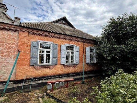 Свій двір, газ і вода: будинок на Боженка Полтава