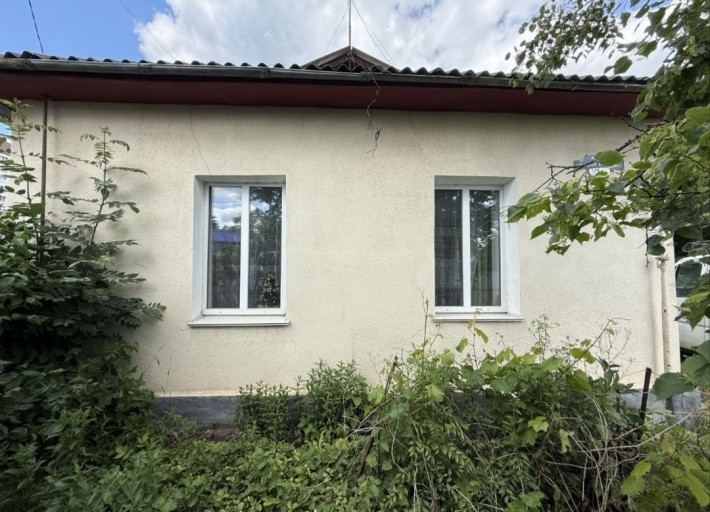 Продаж будинку в місті - фото 1