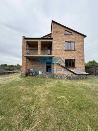 Продаж 2-поверхового цегляного будинку. 122м2 - фото 1